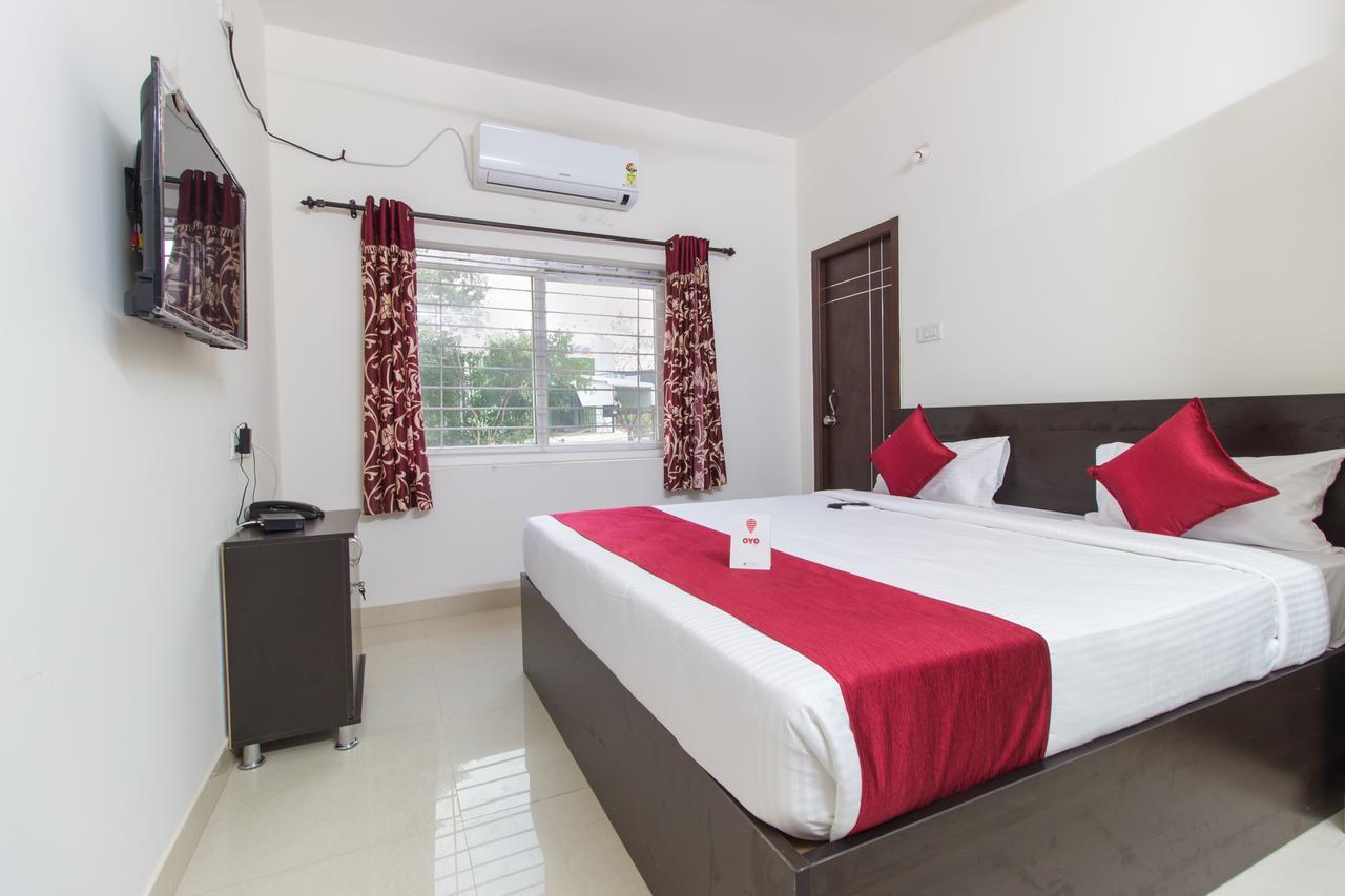 Qube Inn Hyderabad Ngoại thất bức ảnh